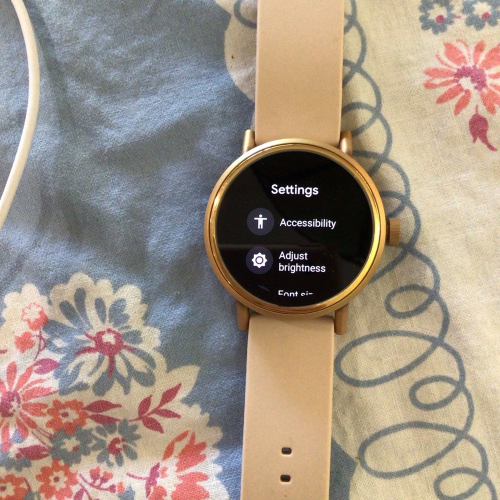 Google smartwatch - Picture 3 of 8